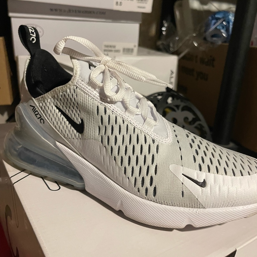 Women’s Nike Air Max 270